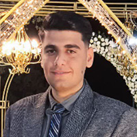 دانیال احمدی